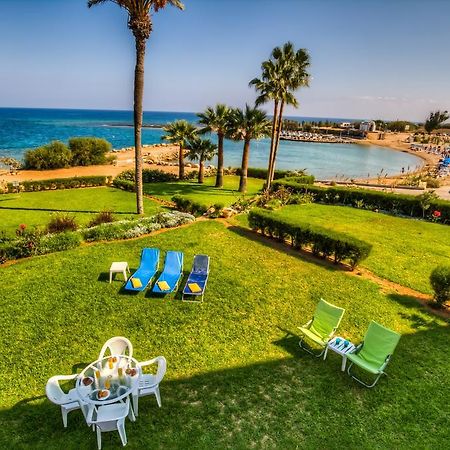Beachfront Trident Protaras Exterior foto